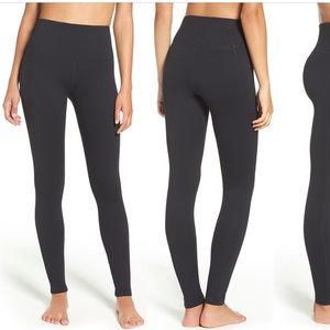 *New with tags- Zella Live in High Waist Leggings